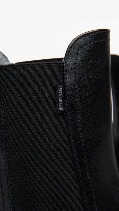 chaussure être NeroGiardini femmes art. i309153d bottines chelsea en daim noir F2F08N208