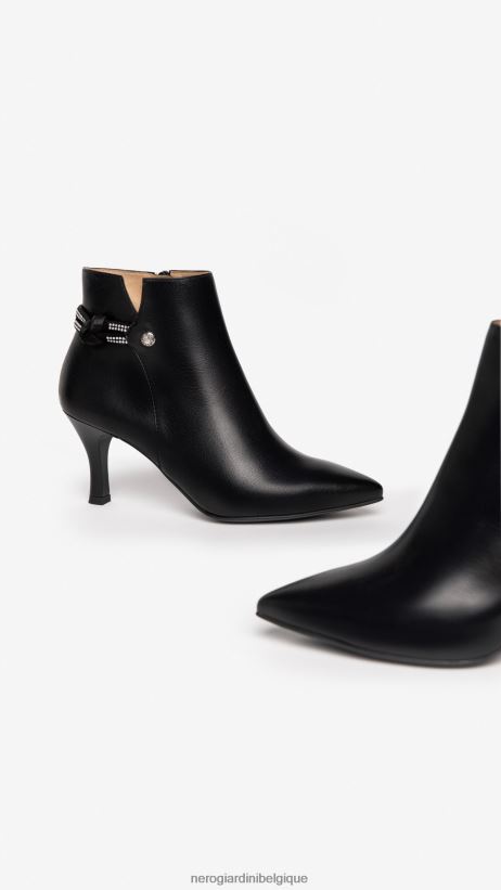 chaussure être NeroGiardini femmes art. i205521de bottines en cuir et daim noir F2F08N165