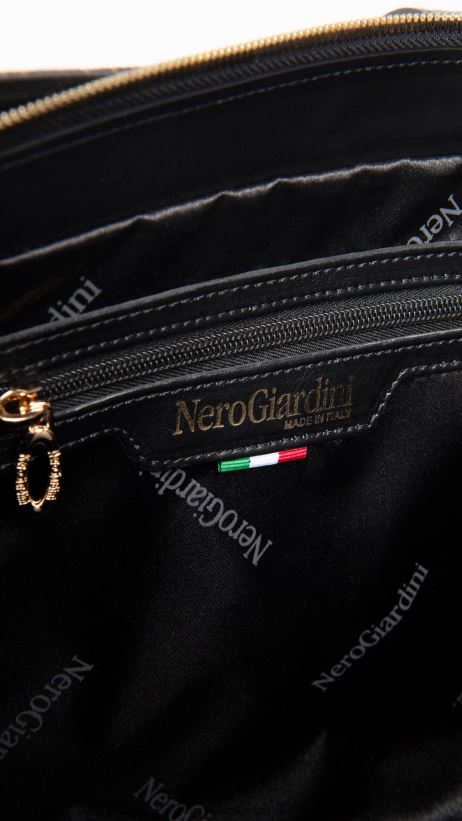 accessoire être NeroGiardini femmes art. i343574d sac fourre-tout en matière technique testa di moro F2F08N305
